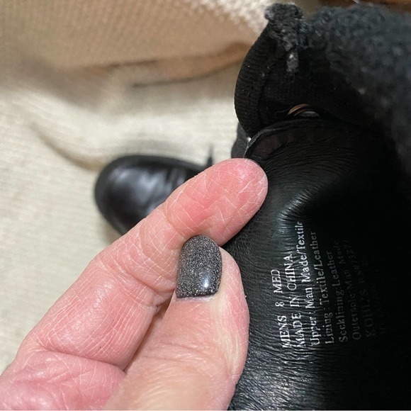 Helix Boots, Size 8 - Picture 5 of 7